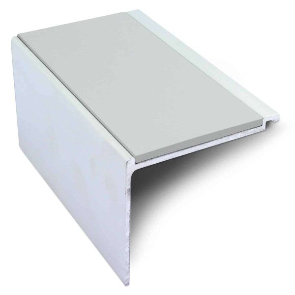 NHD17 60 x 55mm Non Slip Stair Nosing - Image 9