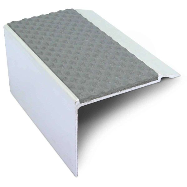 NHD22 – 72 x 55mm – Tredsafe Non Slip Stair Nosing