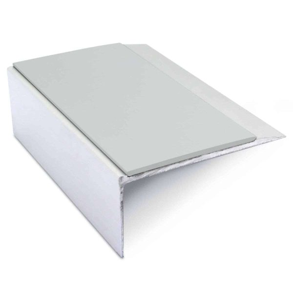 NSL15 66 x 32mm Aluminium Non Slip Stair Nosing Edge Trim With Pvc Insert - Image 9